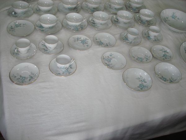 JUEGO DE VAJILLA PORCELANA TSUJI 102 PIEZAS Cod: 55202 - Image 3