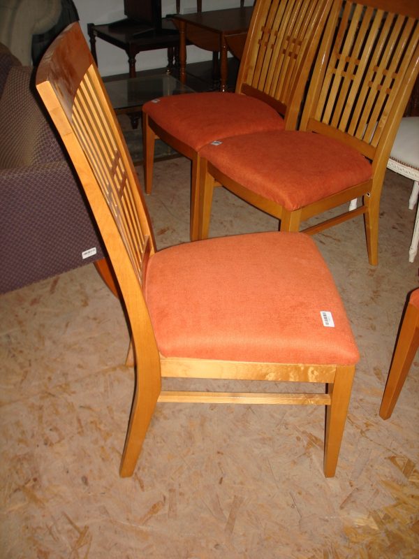 4 SILLAS ESTILO INGLES MADE IN USA TAPIZADAS A NUEVO. COD: 35605/45607/56817 - Image 6