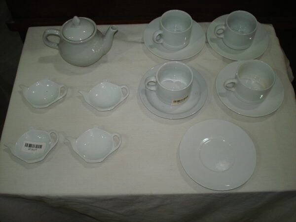 JUEGO DE TE O CAFÉ PORCELANA BLANCA 14 PIEZAS. COD: 473107 - Image 4