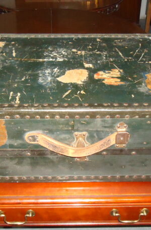 VALIJA BAUL ANTIGUA IDEAL DECORACION O INTERVENIR. COD: 75006