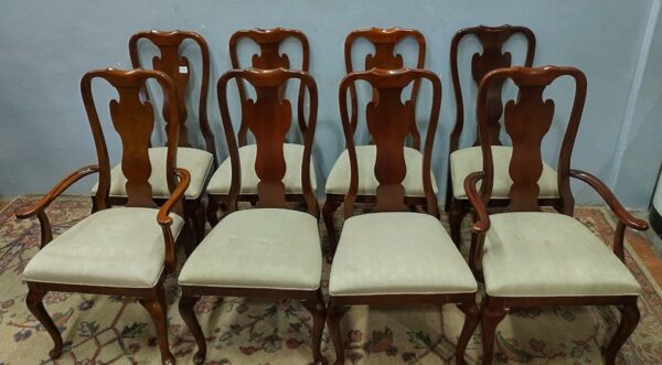 4 SILLAS DE COMEDOR INGLES REINA ANA MADE IN USA. COD: 76901 - Image 2