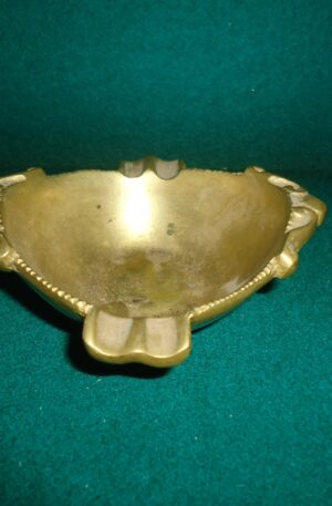 CENICEROS EN BRONCE LABRADO. COD: 73208