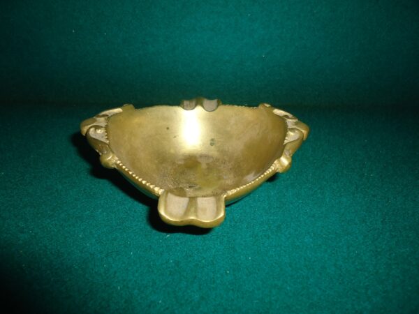 LOTE DE 2 CENICEROS Y PLATO LABRADO EN BRONCE COD: 73208/73210 - Image 8