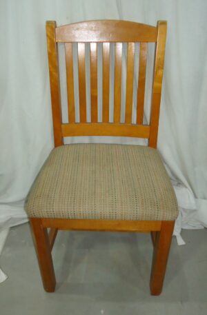 SILLA MADE IN USA EN MADERA DE CEREZO IDEAL SALA O ESCRITORIO. COD: 77806
