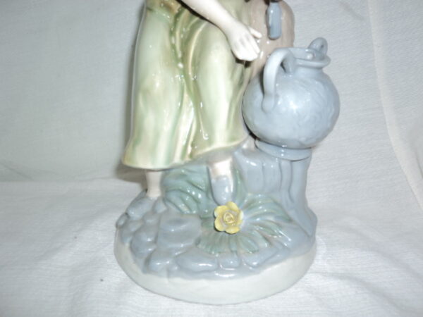 FIGURA DE PORCELANA SIMIL LLADRO ALTURA 31 CM. COD: 78704 - Image 4