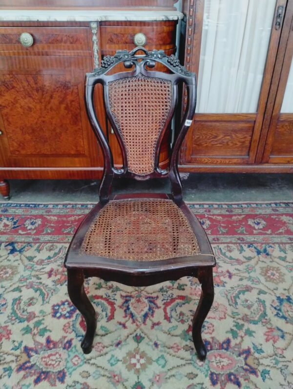 JUEGO DE 6 SILLAS DE COMEDOR ESTILO INGLES VICTORIANO NOGAL ITALIANO. COD: 83810