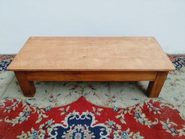 MESA RATONA DE CAMPO EN ROBLE ESLAVONIA. COD: 86404