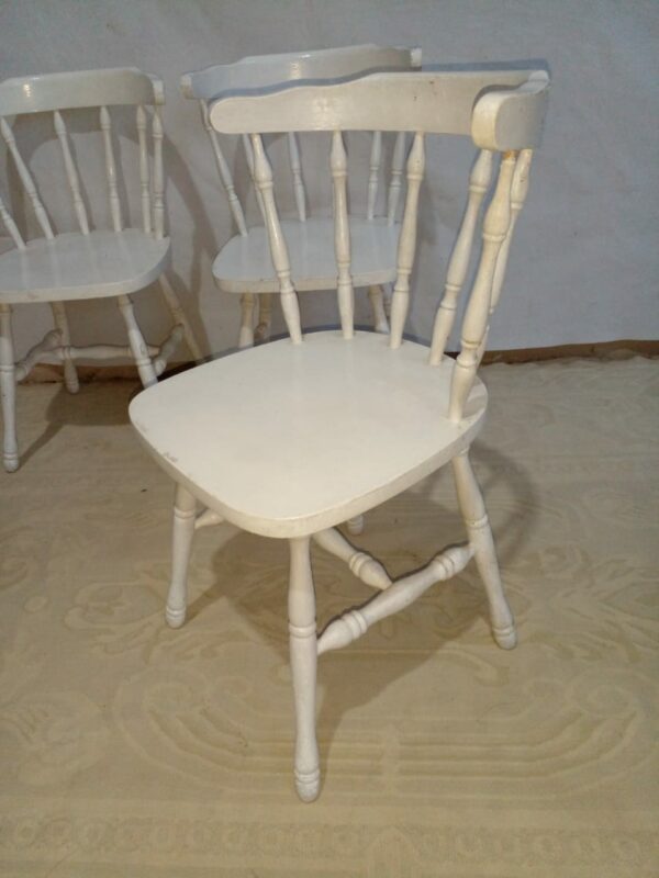 3 SILLAS WINDSOR PINTADAS DE BLANCO. COD: 87217 - Image 7