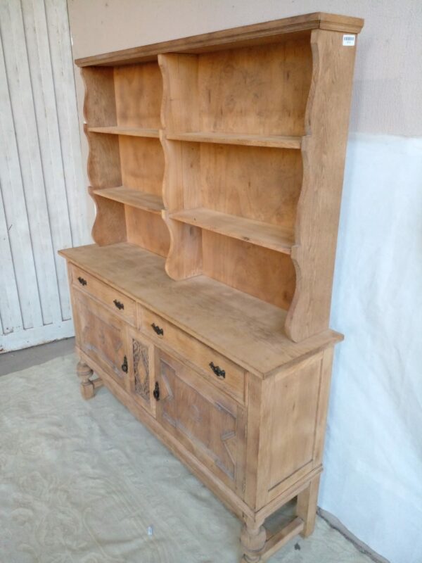 MUEBLE APARADOR CON ALZADA EN ROBLE SELLADO MAPLE and CO. LONDON. COD: 82004 - Image 10