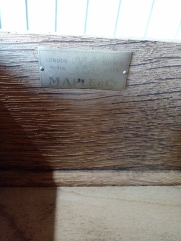 MUEBLE APARADOR CON ALZADA EN ROBLE SELLADO MAPLE and CO. LONDON. COD: 82004 - Image 14