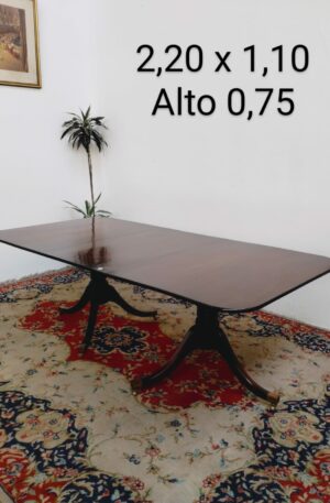 MESA DE COMEDOR ESTILO INGLES SHERATON DOBLE PATA Y TABLA DE ALARGUE. COD: 87404