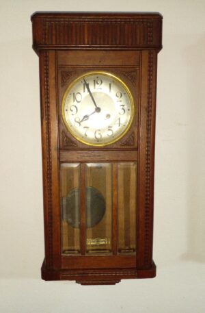 RELOJ DE PARED ALEMAN MEDIO CARRILLON CAJA DE ROBLE. COD: 88402