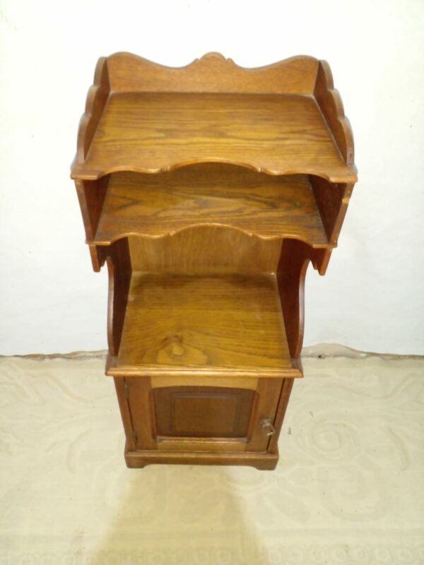MESA DE LUZ CON REPISA ANTIGUA EN ROBLE .COD: 84708 - Image 3
