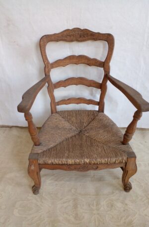 SILLON DE UN CUERPO PROVENZAL ENJUNCADO IDEAL SALA O DORMITORIO. COD: 86013