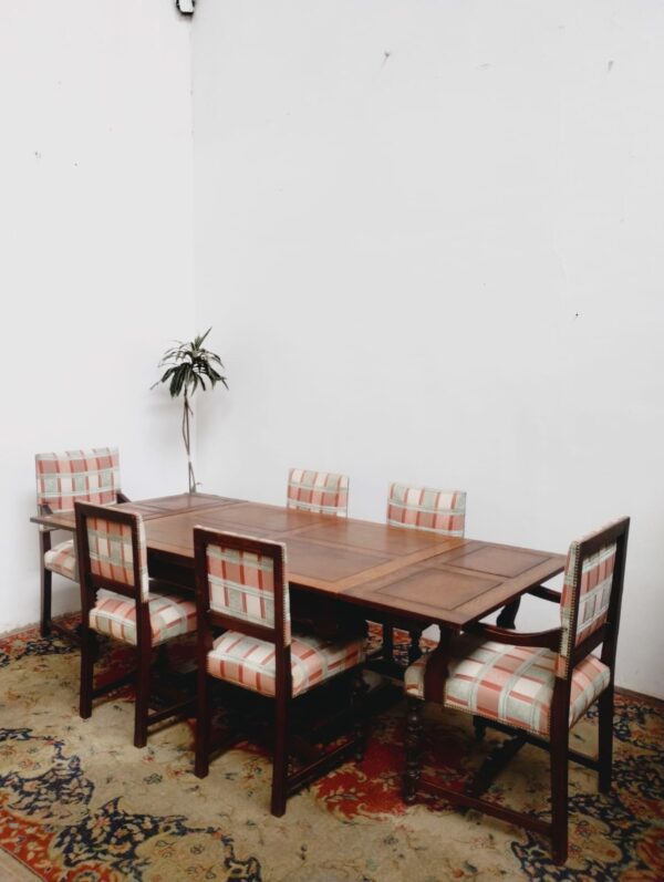 JUEGO DE COMEDOR ESTILO COLONIAL ESPAÑOL EN ROBLE. COD: 90104 - Image 3