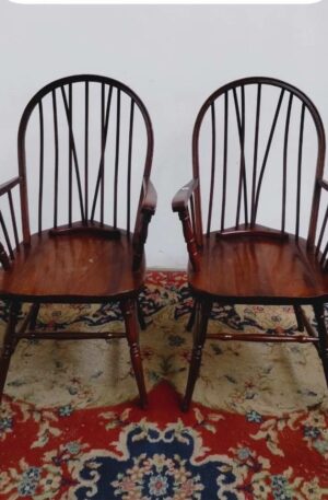 2 SILLONES WINDSOR CABECERA DE MESA. C 90801