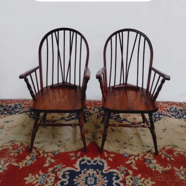2 SILLONES WINDSOR CABECERA DE MESA. C 90801