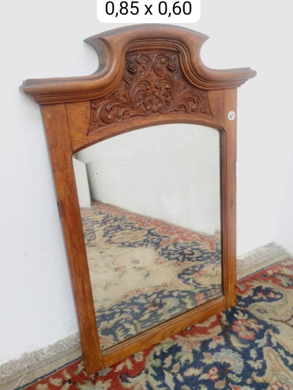 ESPEJO ANTIGUO BISELADO ESTILO ART NOVEAU EN ROBLE TALLADO. COD: 90811