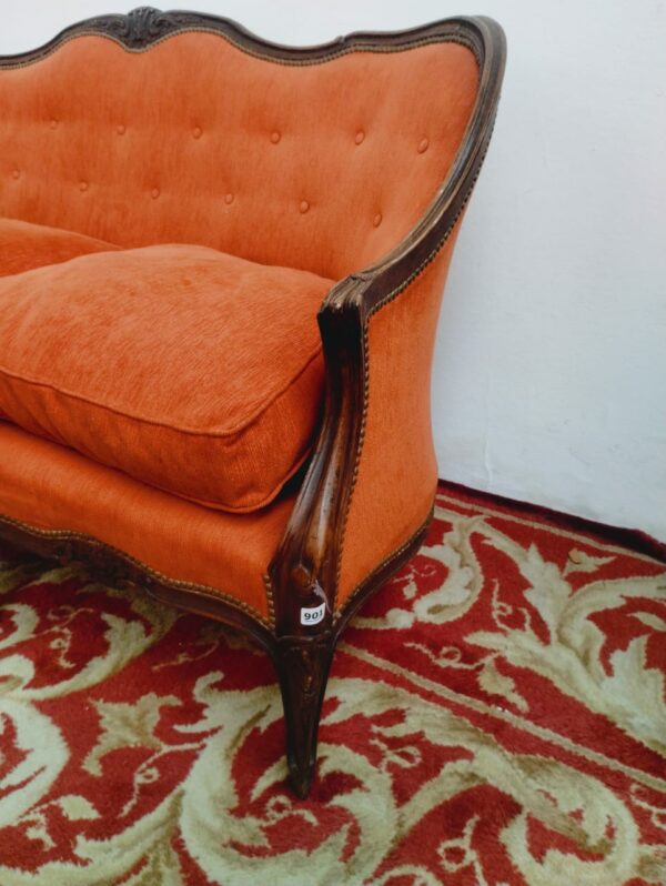 SILLON TRES CUERPOS ESTILO FRANCES LUIS XV TAPIZADO EN CHENILLE. COD: 91302 - Image 6