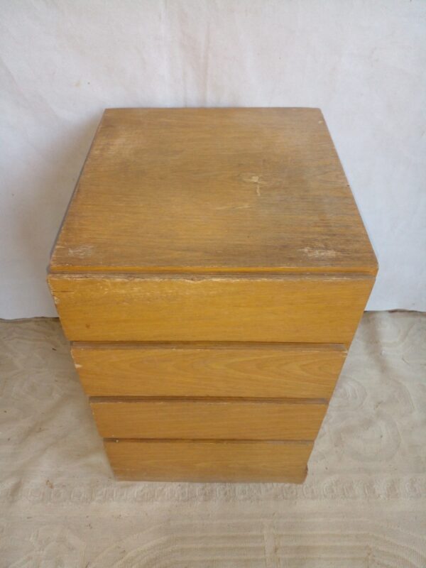 CAJONERA DE PLACARD Y MESA CON DIVISIONES OFERTA POR EL LOTE DE MUEBLES. C 72602 /05 - Image 8