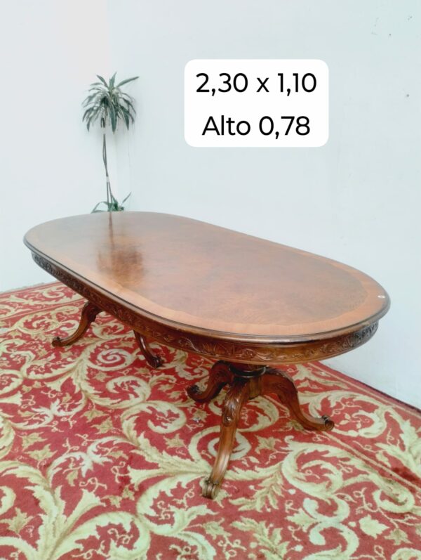 MESA DE COMEDOR ESTILO INGLES SHERATON EN PLUMA DE CAOBA. COD: 91505