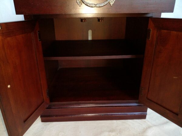 MUEBLE INGLES 2 PUERTAS EN GUINDO, DREXEL HERITAGE. COD: 57214 - Image 8