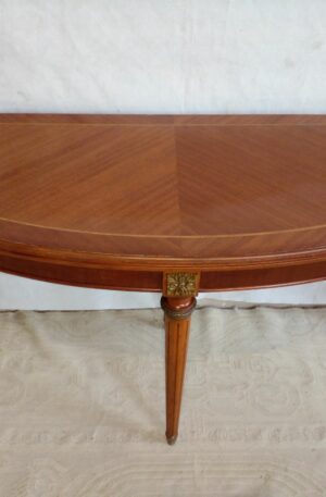 MESA LIBRO DE COMEDOR ESTILO INGLES EN CAOBA CON BRONCERIA. COD: 44216