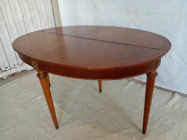 MESA LIBRO DE COMEDOR ESTILO INGLES EN CAOBA CON BRONCERIA. COD: 44216 - Image 10