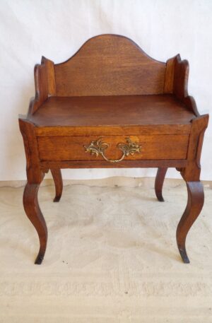 MESA DE LUZ PROVENZAL EN ROBLE PETIT MUEBLE FRANCES. COD: 69502