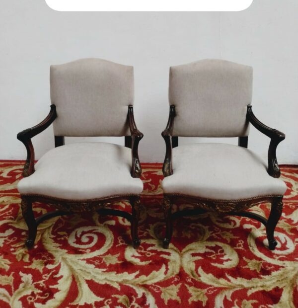 2 SILLONES ANTIGUOS DE SALA ESTILO FRANCES LUIS XV. COD: 91501