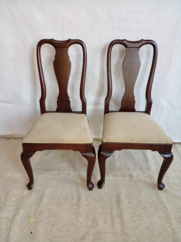 SILLA ESTILO INGLES REINA ANA, MADE IN USA DREXEL HERITAGE. COD: 76919