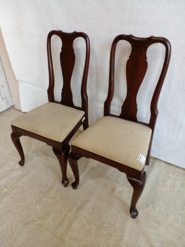 SILLA ESTILO INGLES REINA ANA, MADE IN USA DREXEL HERITAGE. COD: 76919 - Image 3