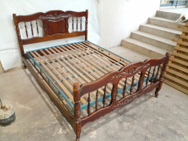 CAMA 2 PLAZAS ESTILO FRANCES PROVENZAL EN ROBLE. COD: 92803 - Image 3