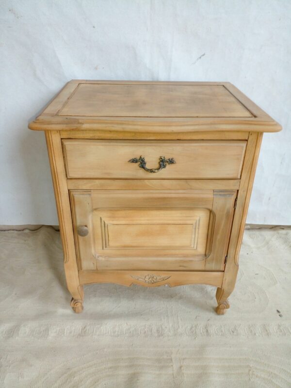 MESA DE LUZ PROVENZAL ANTIGUA MADERA LAVADA NATURAL. COD: 92802