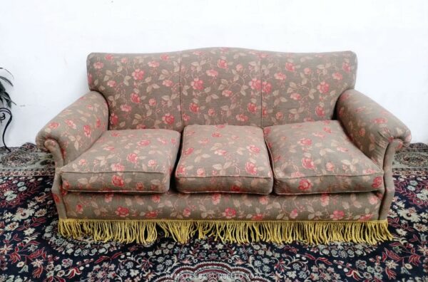 SILLON TRES CUERPOS, SOFA DE ESTILO CON ALMOHADONES. COD: 93602