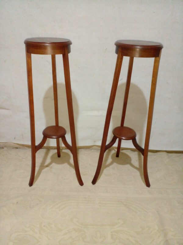 PEDESTAL DE ROBLE COLUMNA MACETERO ANTIGUO. COD: 93910