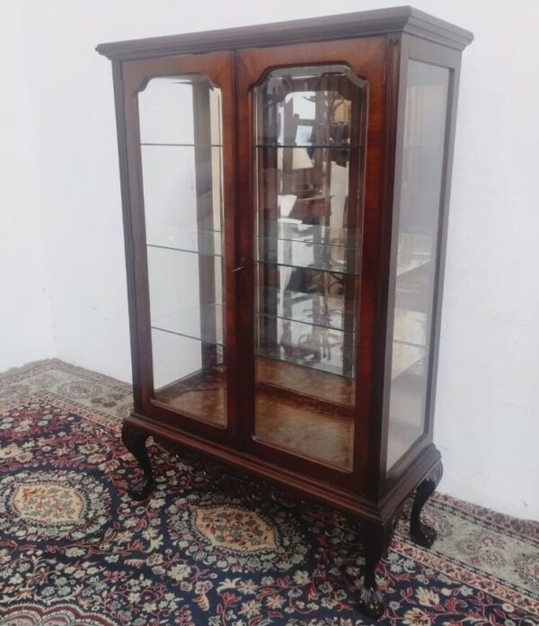 VITRINA ESTILO INGLES CHIPPENDALE CIRSTALERO INGLES ANTIGUO. COD: 94609
