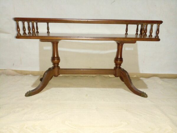 MESA RATONA ESTILO INGLES SHERATON CON REGATONES DE BRONCE. COD: 68801 - Image 3