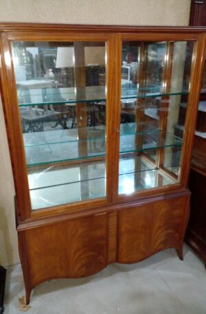 VITRINA CRISTALERO ESTILO FRANCES CANTO HOLANDES ANTIGUA AÑOS 50. COD: 93912