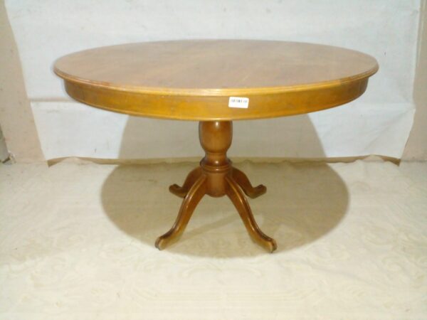 MESA DE COMEDOR ESTILO WINDSOR MESA REDONDA DE COMEDOR DIARIO. COD: 95003
