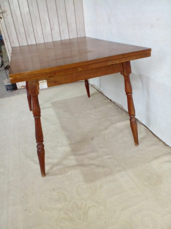 MESA DE COMEDOR ESTILO WINDSOR CON TABLAS DE ALARGUE. COD 93101 - Image 14