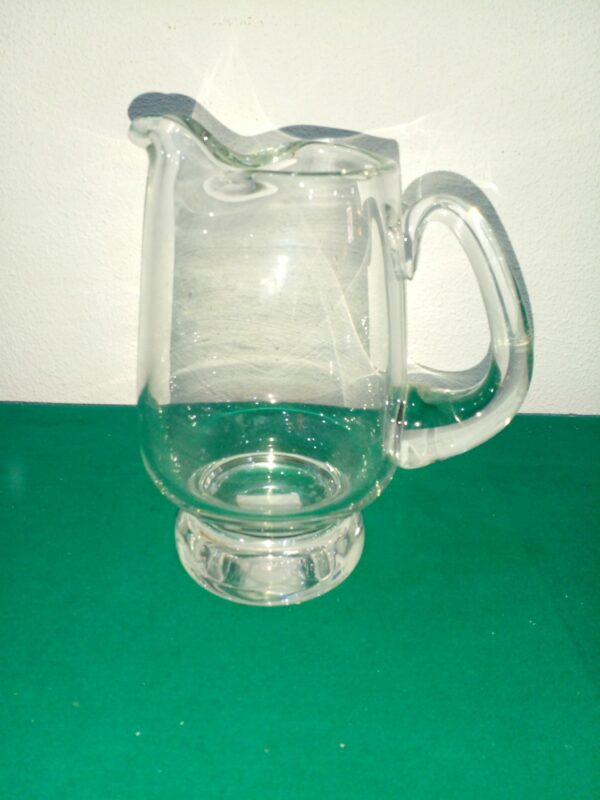 JARRA ANTIGUA DE VIDRIO IMPECABLE IDEAL AGUA O JUGOS. COD: 95602