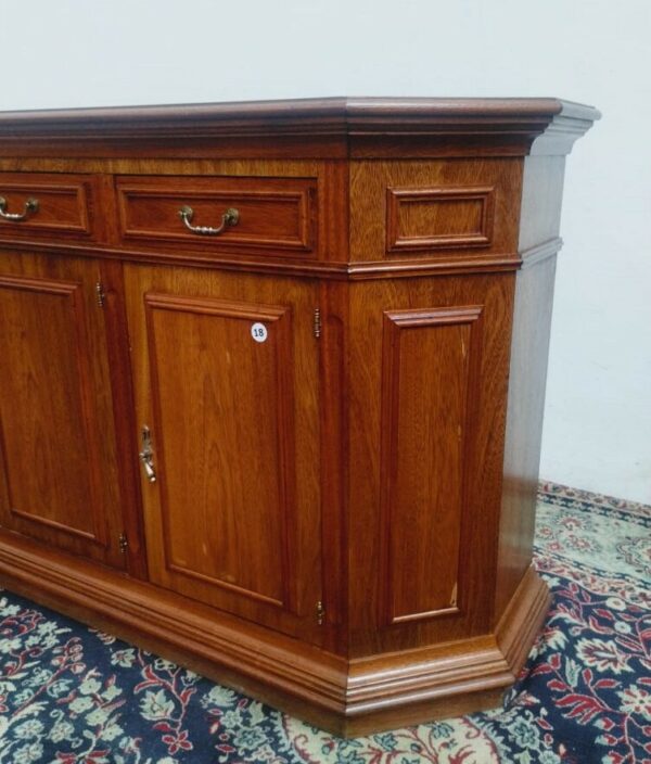MUEBLE BAJO APARADOR VAJILLERO EN ROBLE CEREJEIRA. COD: 95901 - Image 9