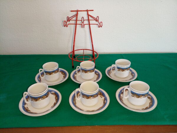 JUEGO DE CAFE PARA 6 PERSONAS CON SOPORTE PARA TAZAS Y PLATOS PORCELANA CHINA. COD: 74102 - Image 9