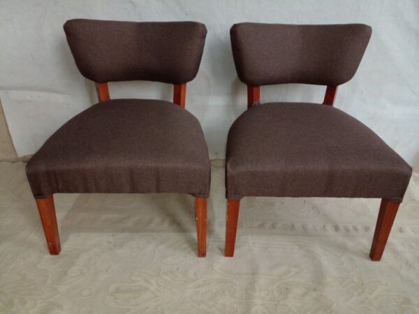 SILLA DE DORMITORIO O BIEN SILLA MATERA VINTAGE TAPIZADO NUEVO. COD: 94102 - Image 2