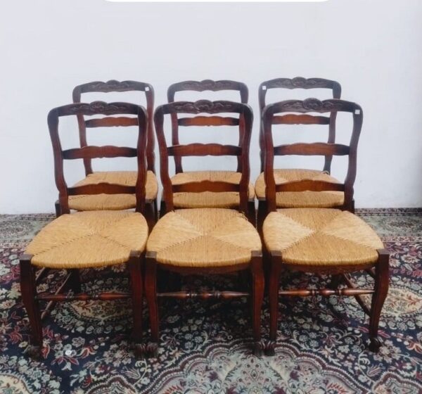 SILLA DE COMEDOR ESTILO PROVENZAL ASIENTO ENJUNCADO NATURAL. COD: 96001
