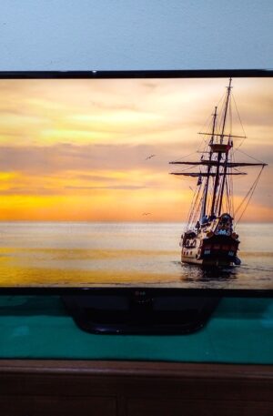 TV LED LG MODELO 42 LN 5400 CON CROM CAST.