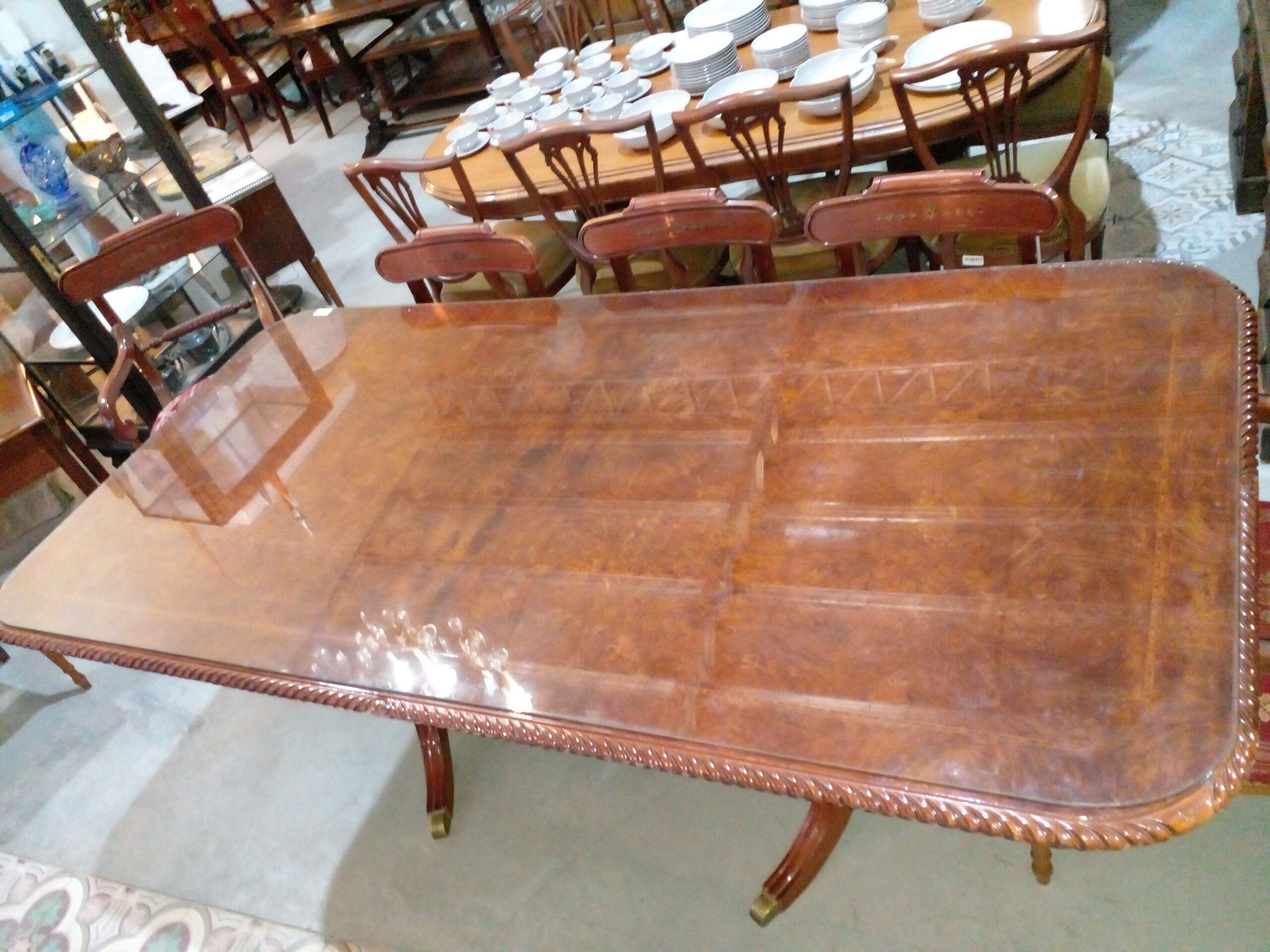 JUEGO DE COMEDOR IMPERIO 9 PIEZAS, EN CAOBA CON BRONCERIA. COD: 98101 - Image 13