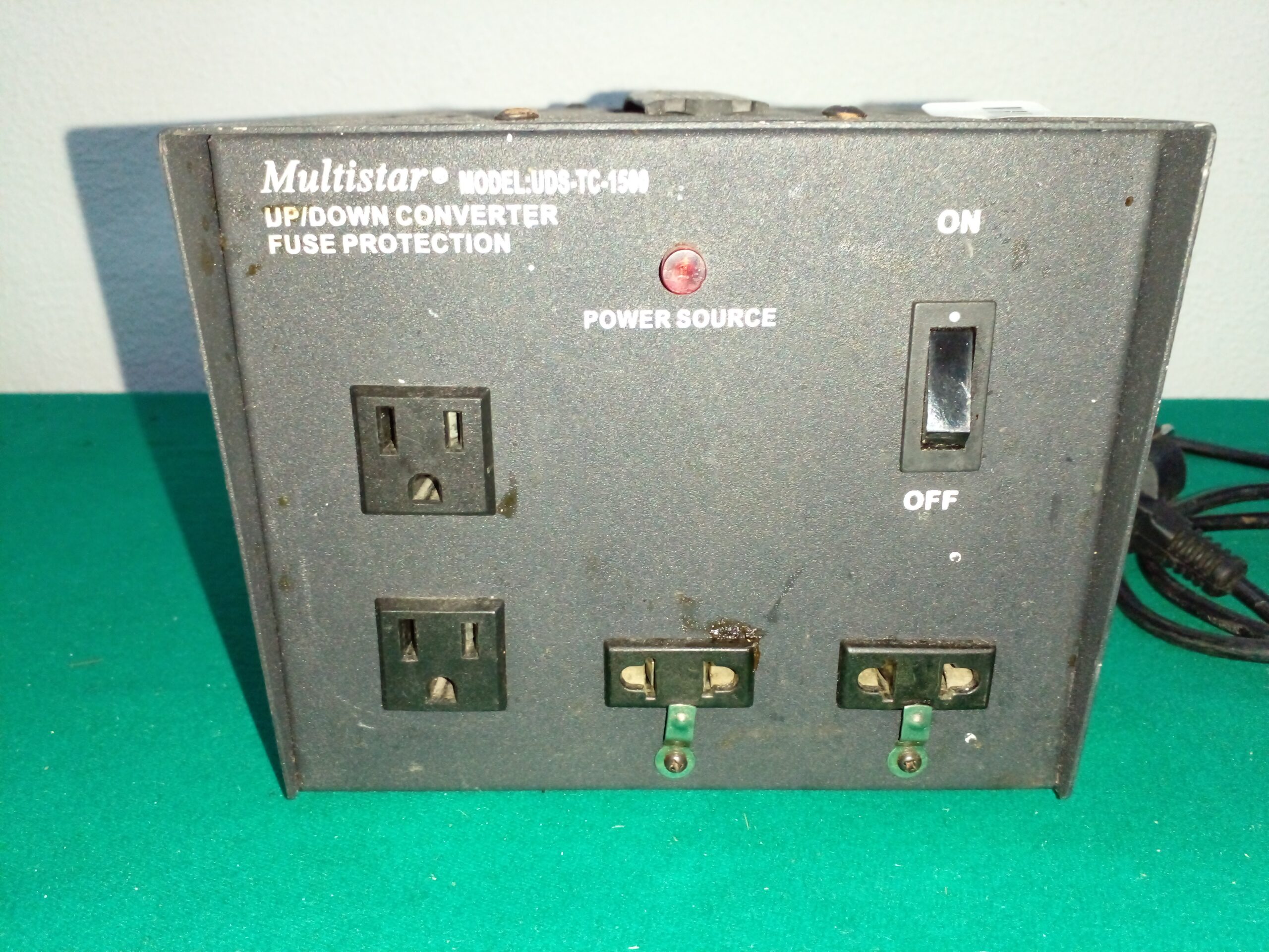 TRANSFORMADOR MULTISTAR 1500 W, 110 / 220 V Y VICEVERSA. COD: 98301 B - Image 6