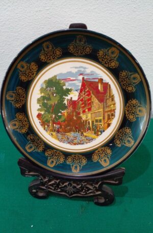 PLATO DECORATIVO ORIENTAL SELLADO HARTFORD CON APOYA PLATO. COD: 100210